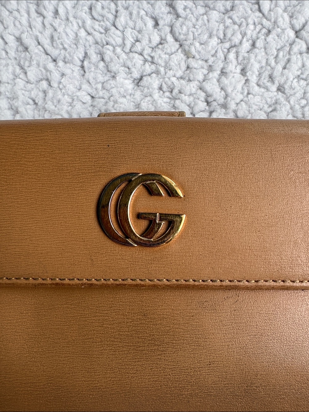 Gucci Interlocking Gold GG Calfskin Camel Colored Leather Continental Wallet - Picture 2 of 14